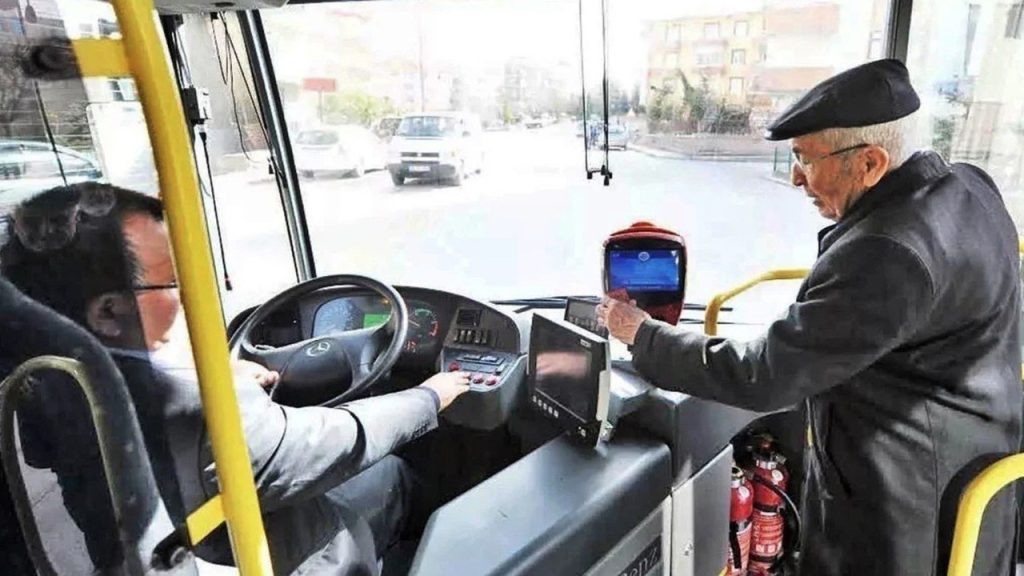 Özel Halk Otobüslerinde Ücretsiz Seyahat Hakkı Sınırlanıyor