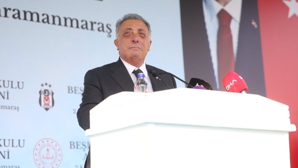 Ahmet Nur Çebi’den, başkan adaylığı açıklaması ve eleştirilere yanıt