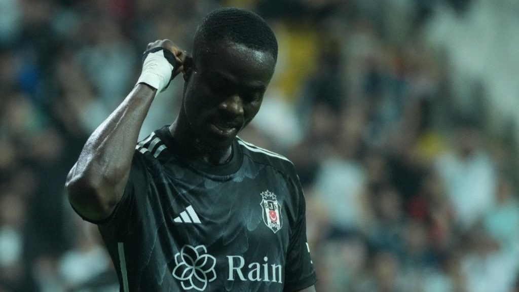 Beşiktaş’ın yıldızı Eric Bailly Antalyaspor maçında sakatlandı