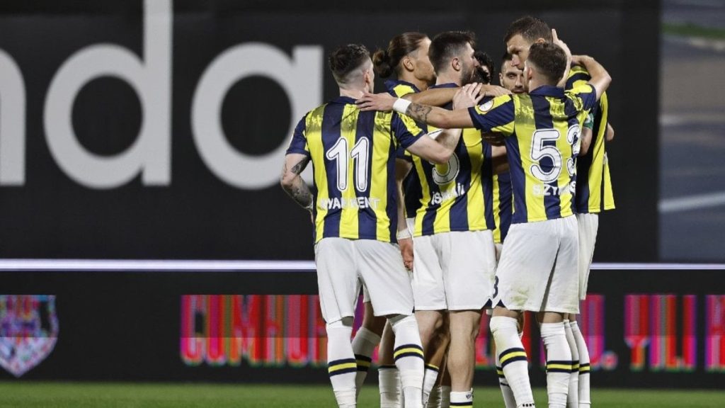 Fenerbahçe, Trabzonspor’u ağırlayacak: Muhtemel 11 ve son durum