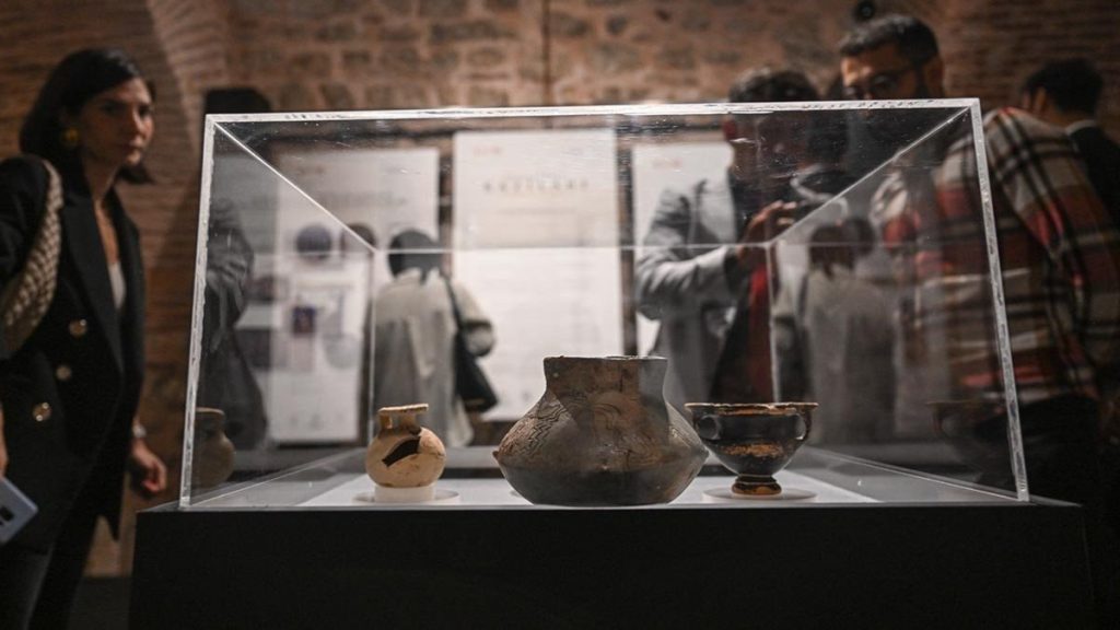 İstanbul Kazıları sergisi ziyarete açıldı