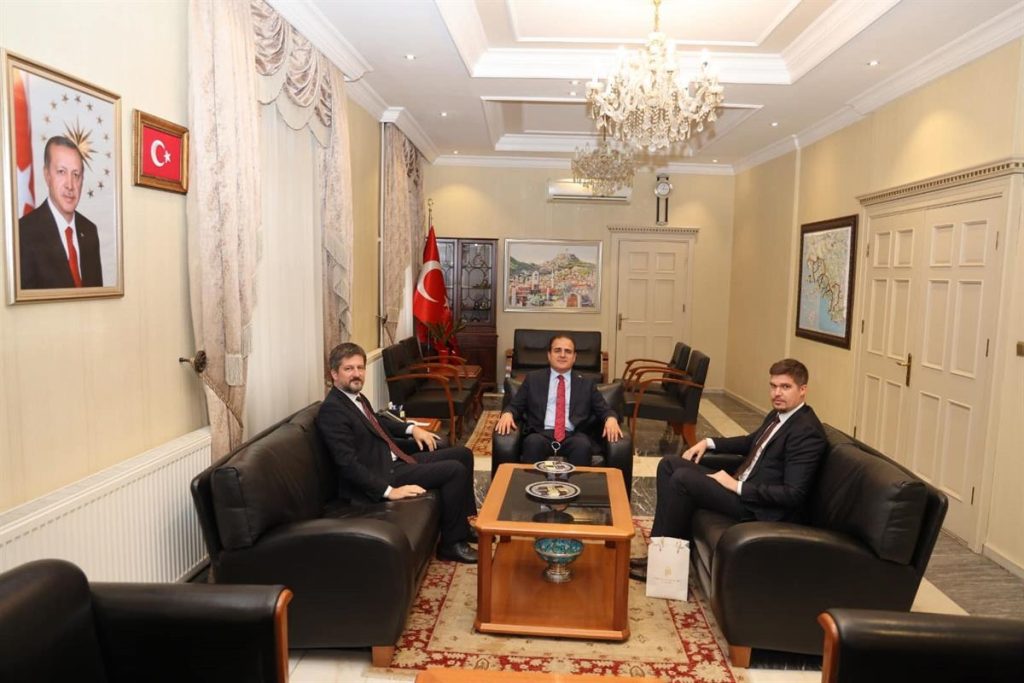 Macaristan’ın Ankara Büyükelçisi Matis, Muğla Valisi Akbıyık’ı ziyaret etti