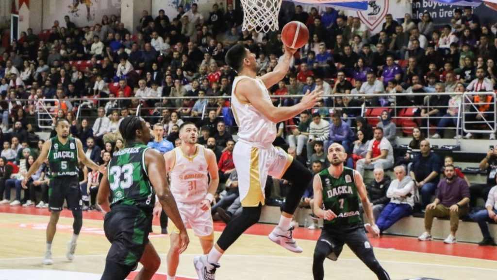 Samsunspor Basketbol Süper Ligi’nin dibine demir attı