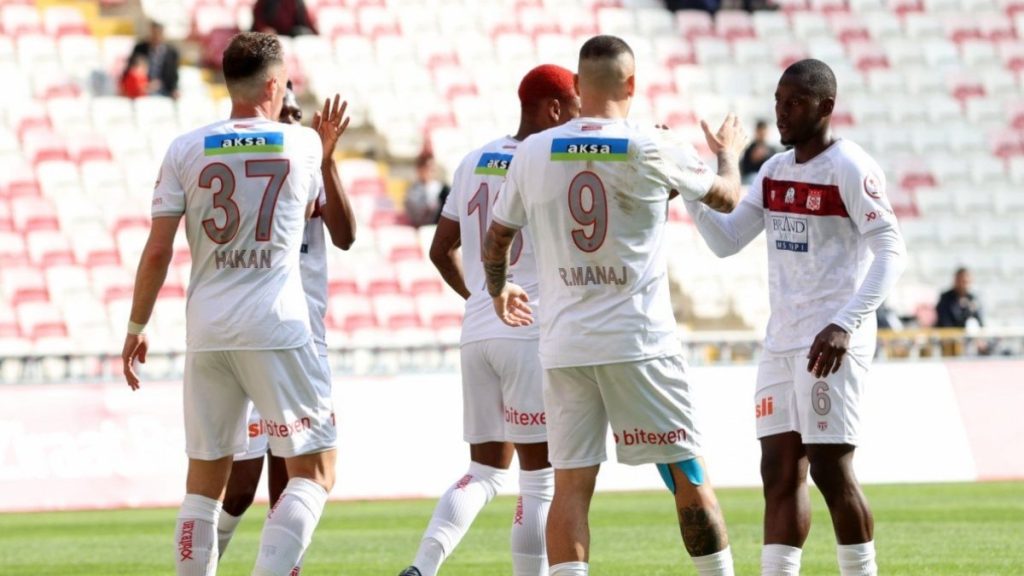 Sivasspor, Türkiye Kupası’nda rahat turladı