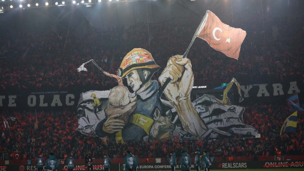 Trabzonspor taraftarlarından Fenerbahçe maçı deplasman yasağına tepki