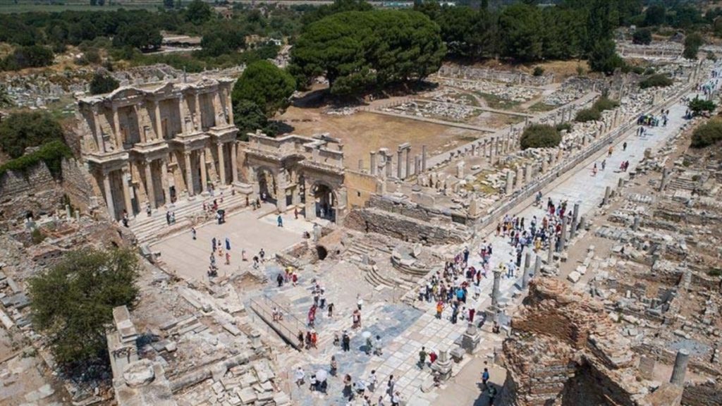 “Türkiye’de arkeolojinin altın çağı geliyor”
