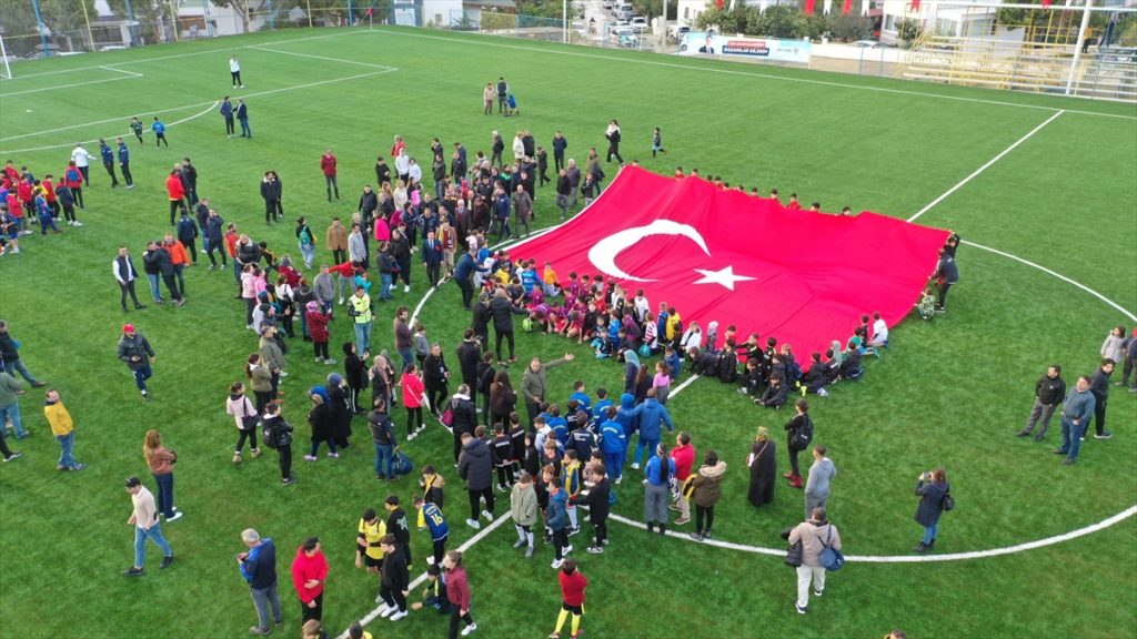 Bodrum’da Amiral Turgut Reis Futbol Sahası törenle açıldı