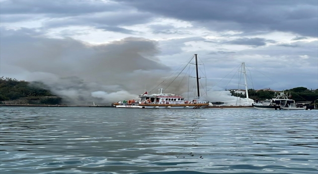 Fethiye’de teknede çıkan yangın söndürüldü