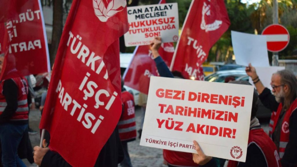 TİP İzmir’den Can Atalay eylemi: AYM kararının keyfi şekilde bekletilerek uygulanmaması kabul edilemez