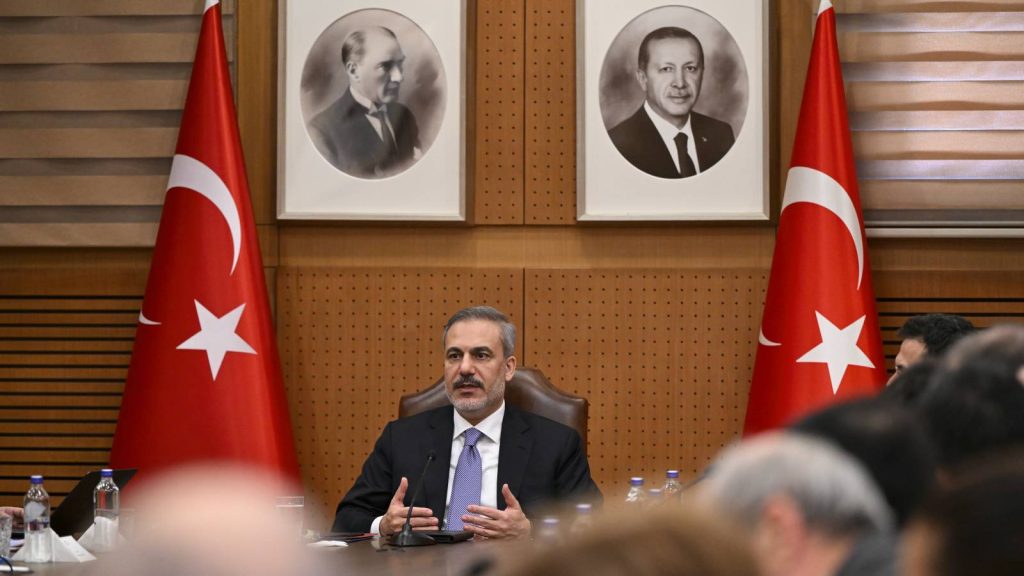 Hakan Fidan: Türkiye ve Katar, Hamas ile sağlıklı ilişkisi olan ender ülkelerden