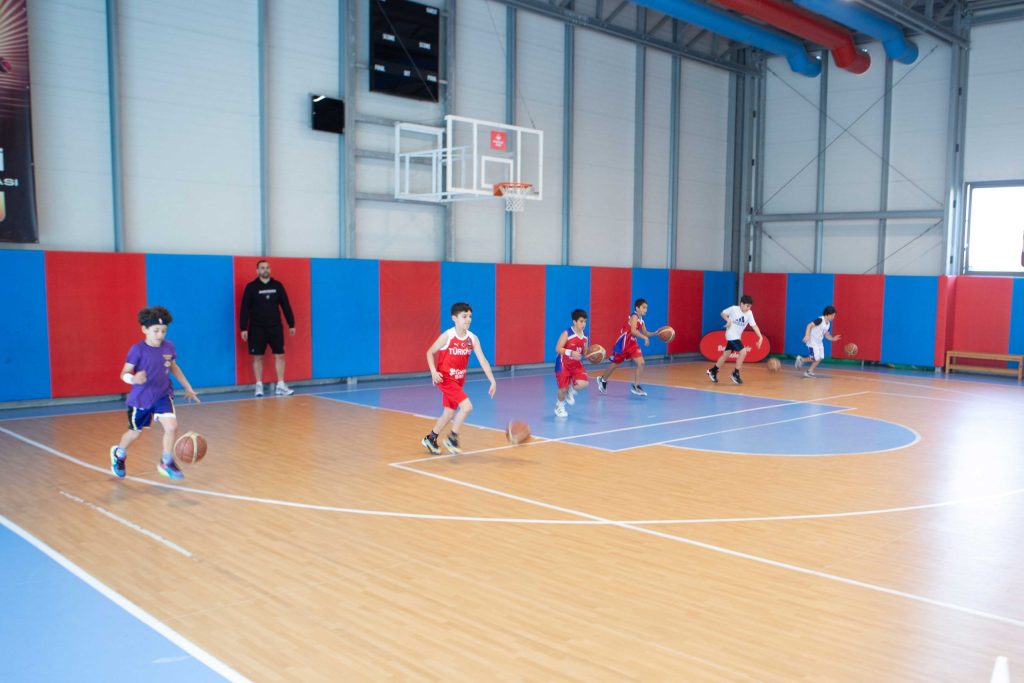 Geleceğin Basketbolcuları Bahçeşehir Red Dragons Seçmelerinde!