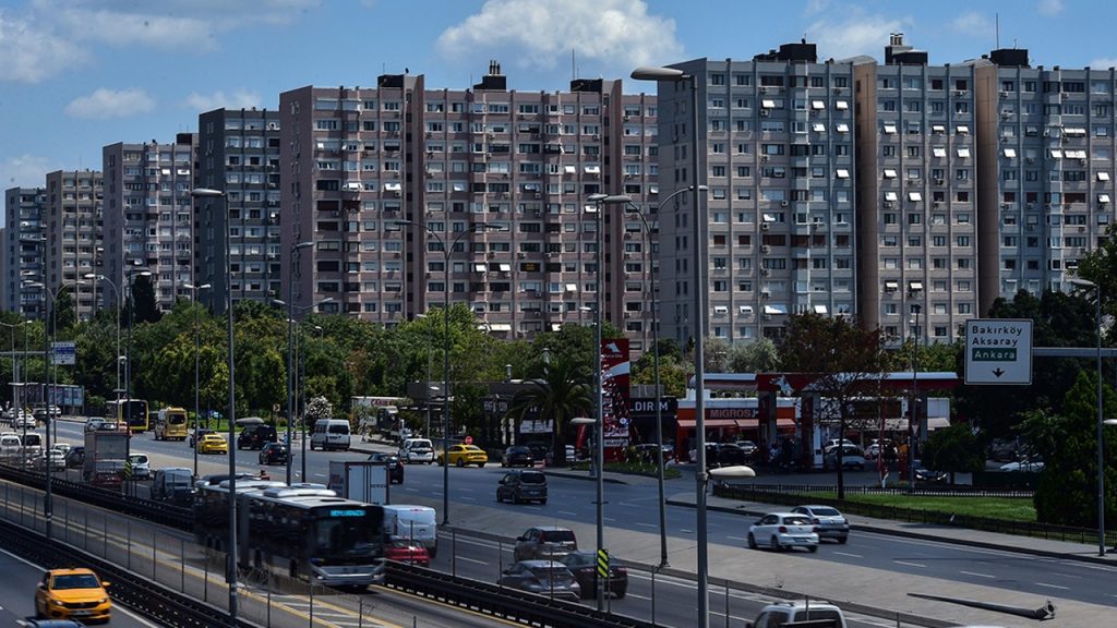 Kirada kayıt dışı depremi: ‘Ya kiraya zam yaparım ya da evi boşaltırsın’