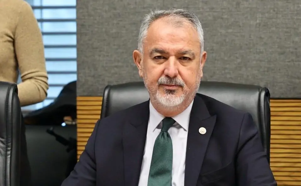 Uzun: “AKP iktidarı 22 yılda Türkiye’yi bile isteye mahvetti.